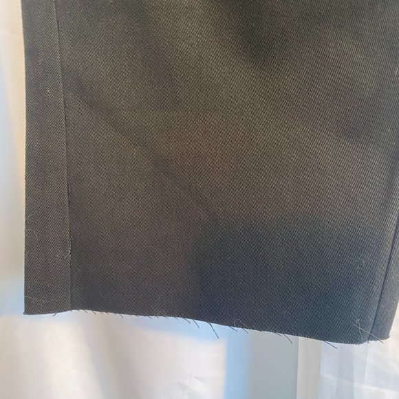 OAK NYC OVERSIZED BLACK RAW EDGE COTTON TWILL CAPRIS (SZ. L) - Picture 8 of 9